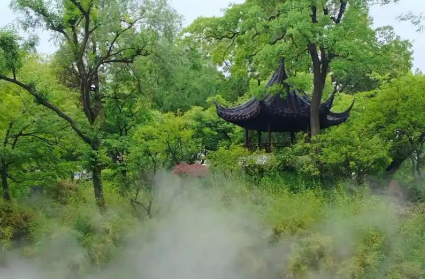 Daishuang Ting (Frost Waiting Pavilion)